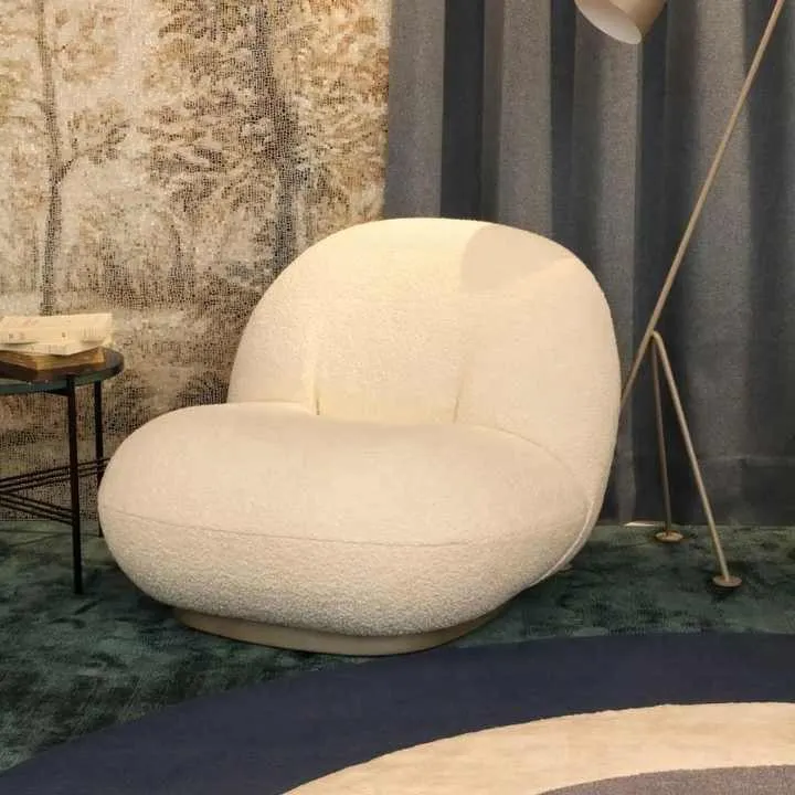 أريكة صغيرة فاخرة من الكشمير ,Luxury cashmere sofa
