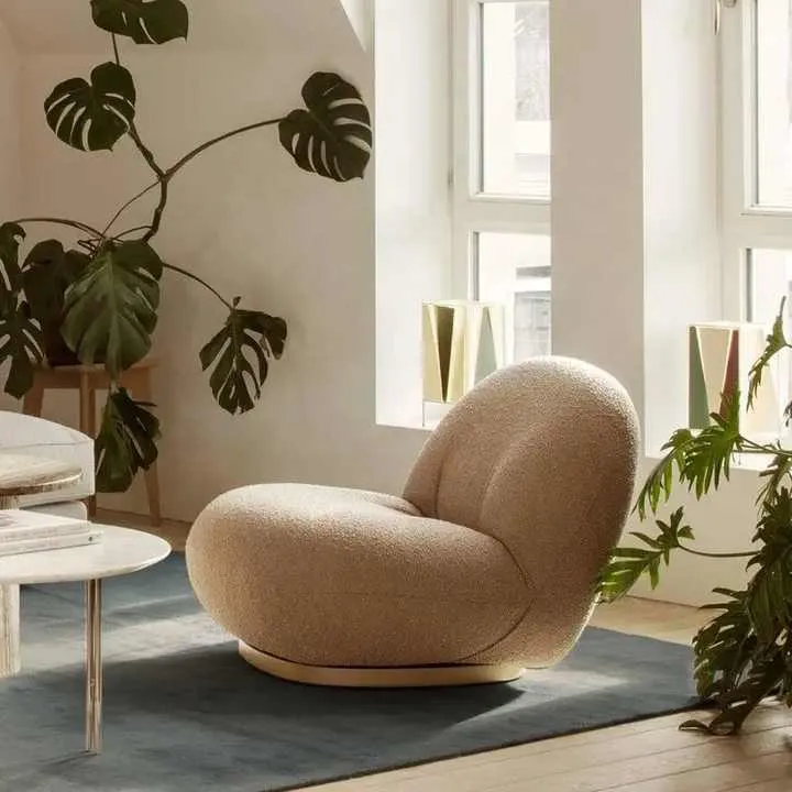 أريكة صغيرة فاخرة من الكشمير ,Luxury cashmere sofa