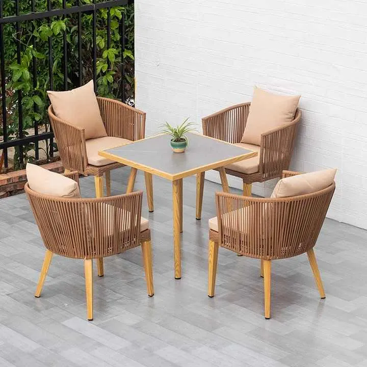 chair. كرسي