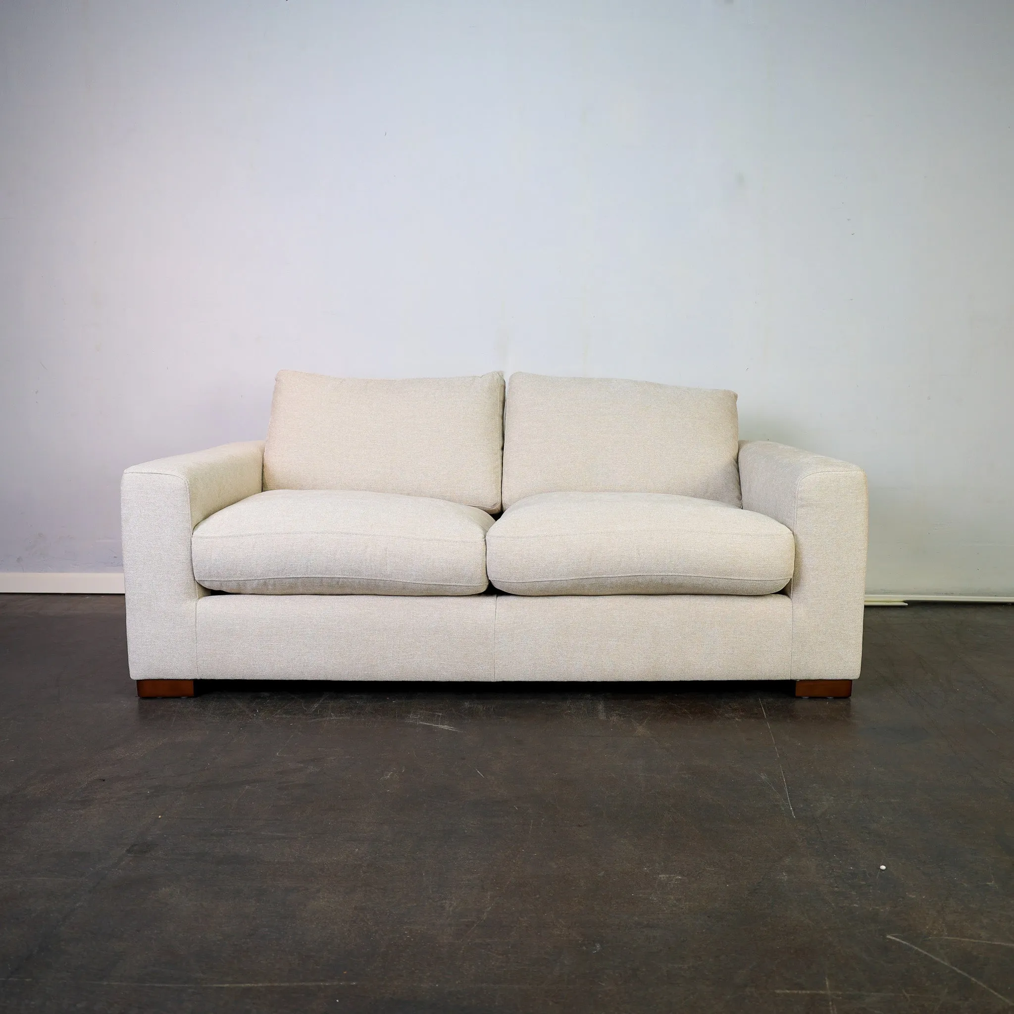Milo Loveseat