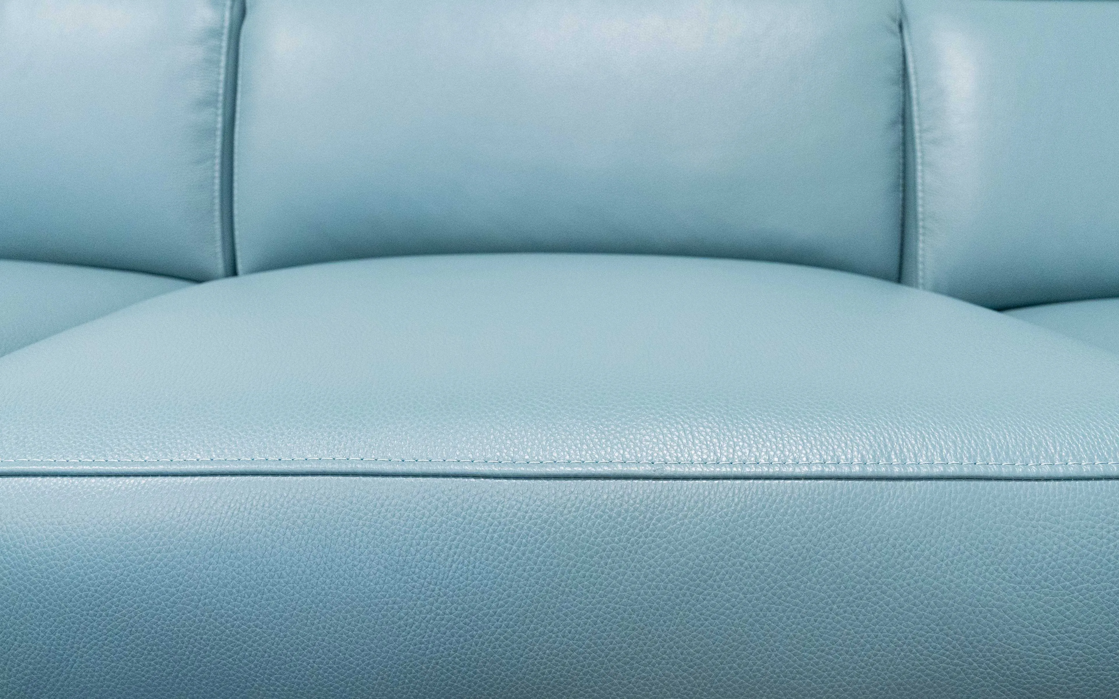 Modern Loons Recliner Sectional