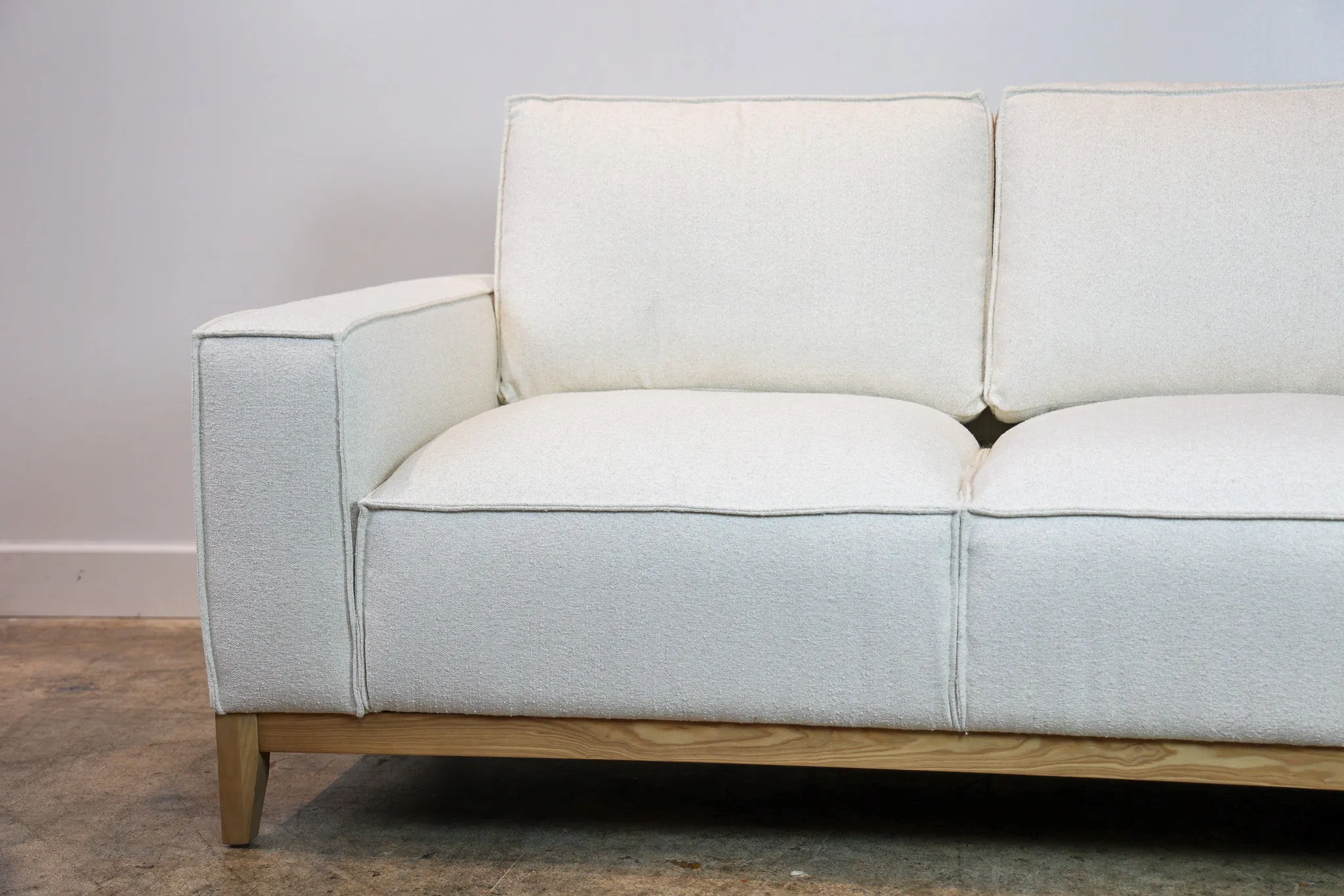Paloma Loveseat