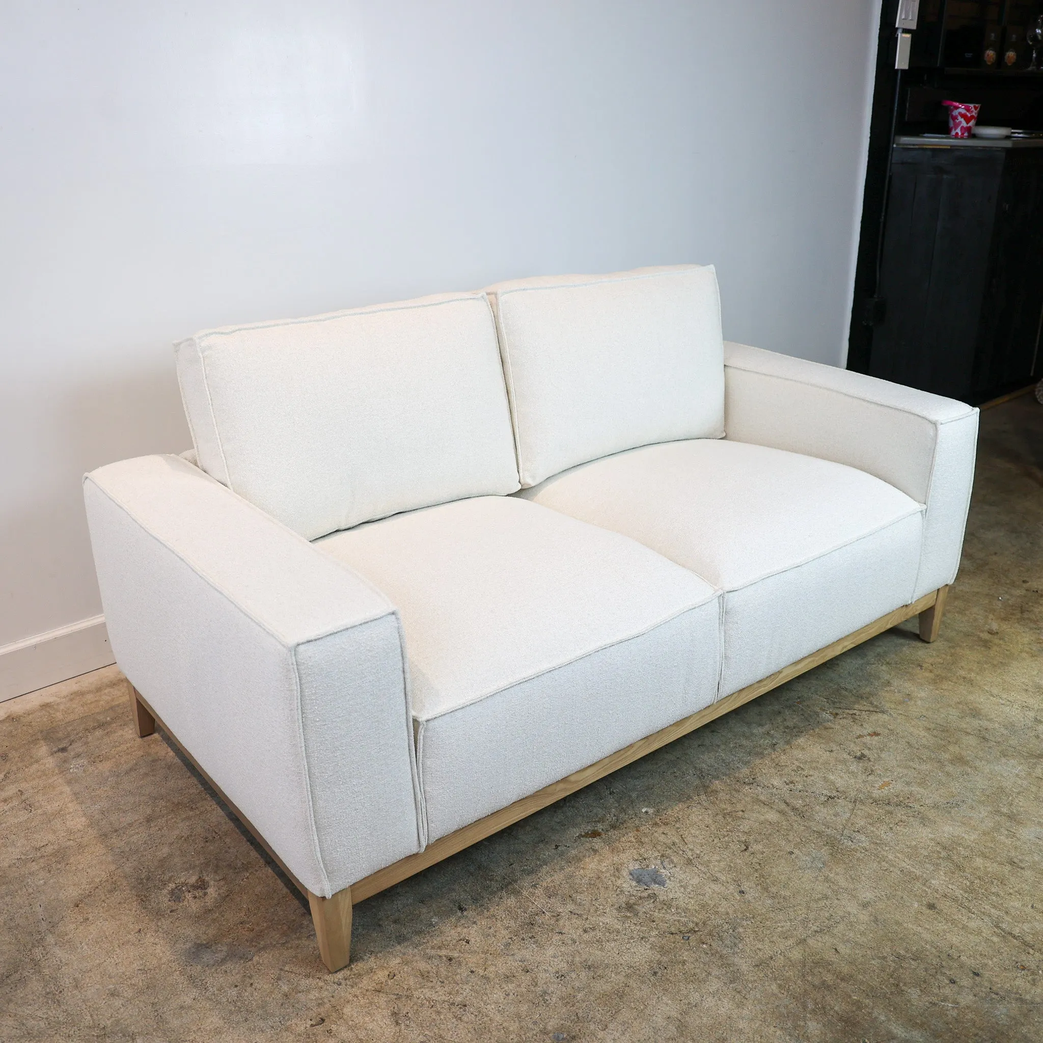 Paloma Loveseat