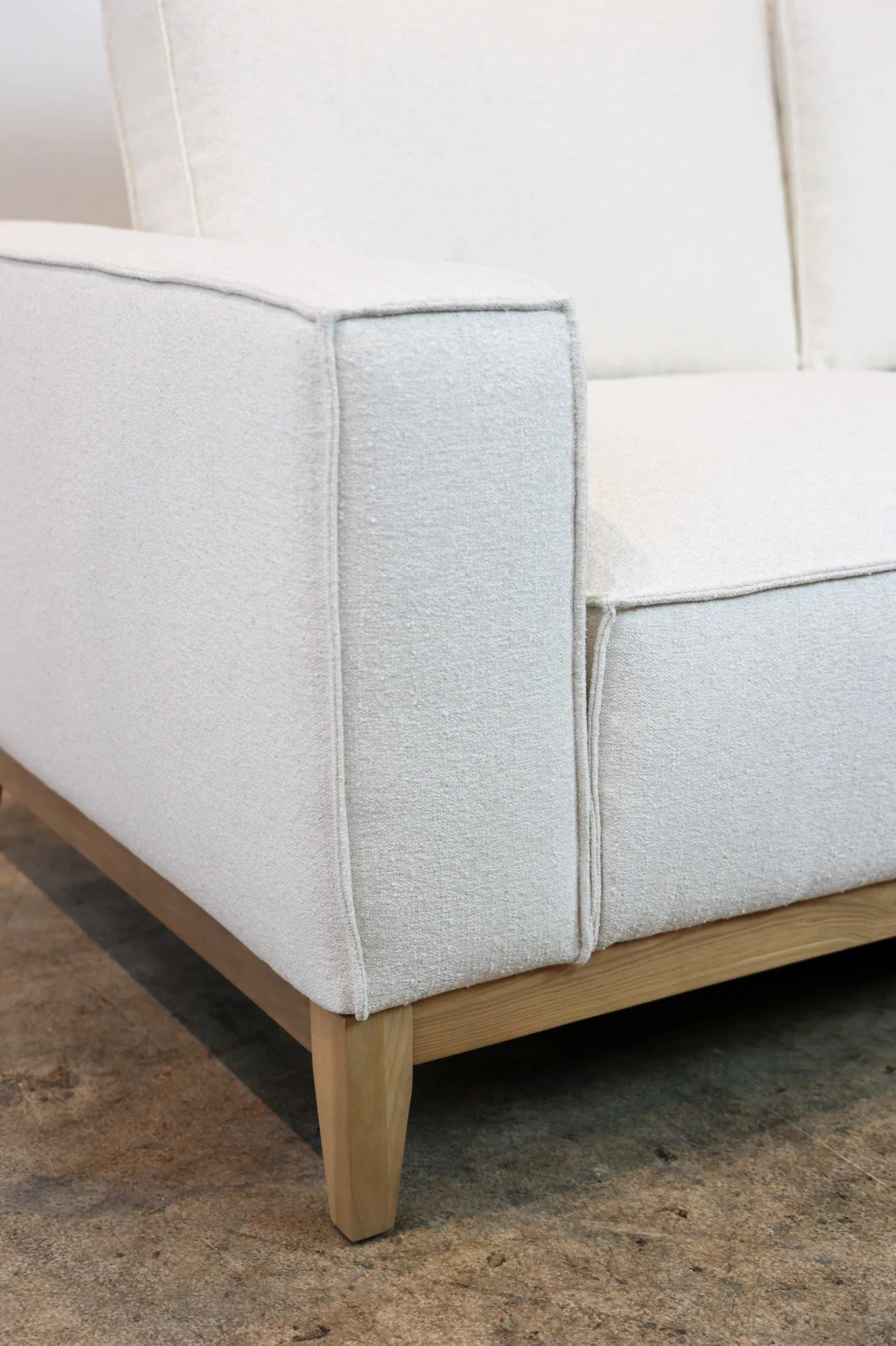 Paloma Loveseat